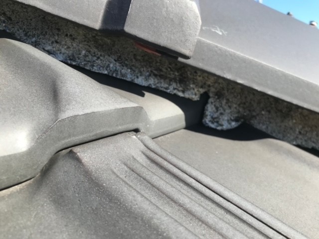 瓦屋根に使われる漆喰の寿命は２０年前後