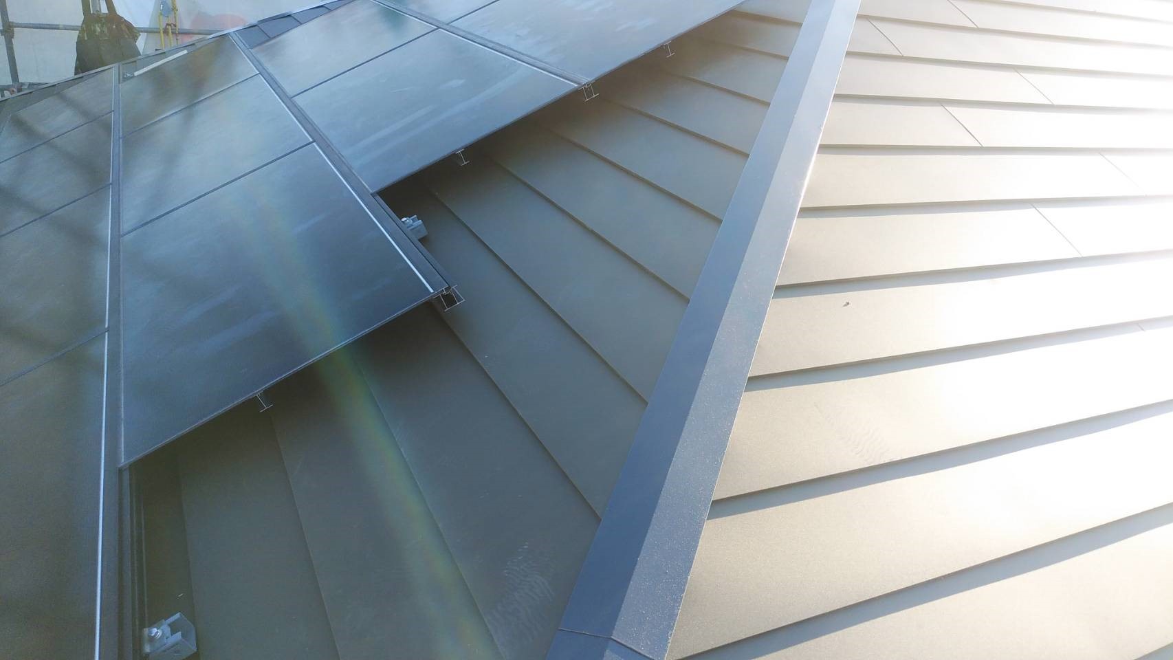 安城市　カラーベスト屋根　イージーガードでカバー工法によるリフォーム