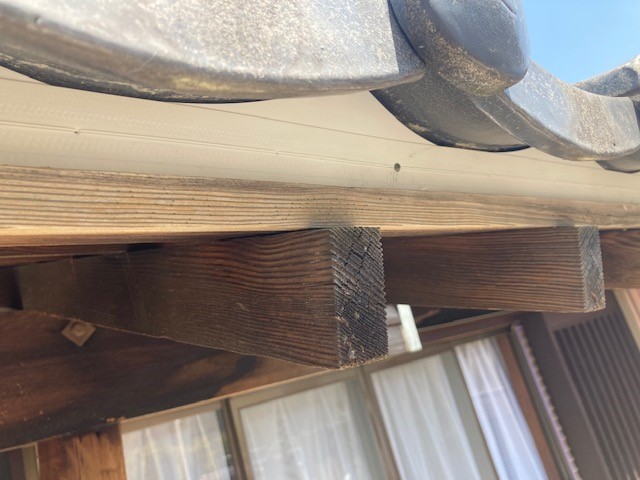 高浜市K様邸　軒先面戸工事　漆喰の劣化を防ぐために