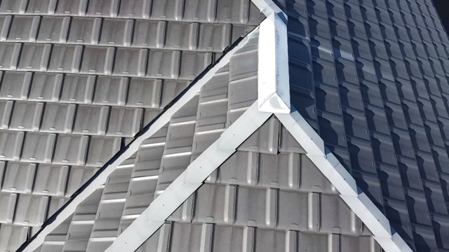 屋根材が瓦でも屋根点検を行った方がいい理由　