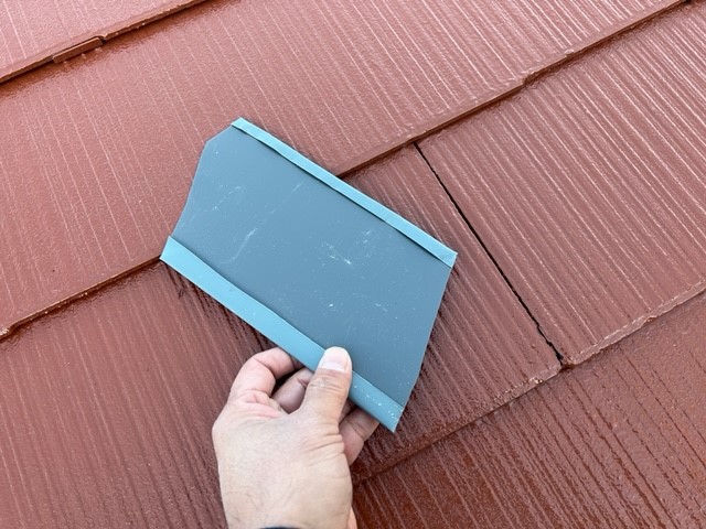 カラーベストのクラック補修