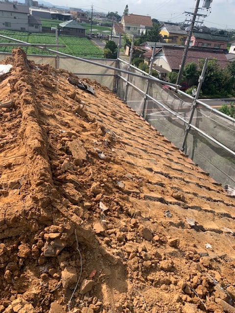 屋根カバー工事は早めの施工が大切です